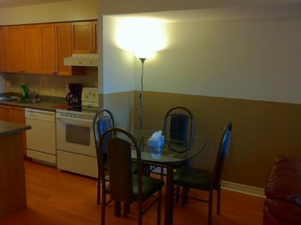Mississauga Furnished Apartments Номер фото